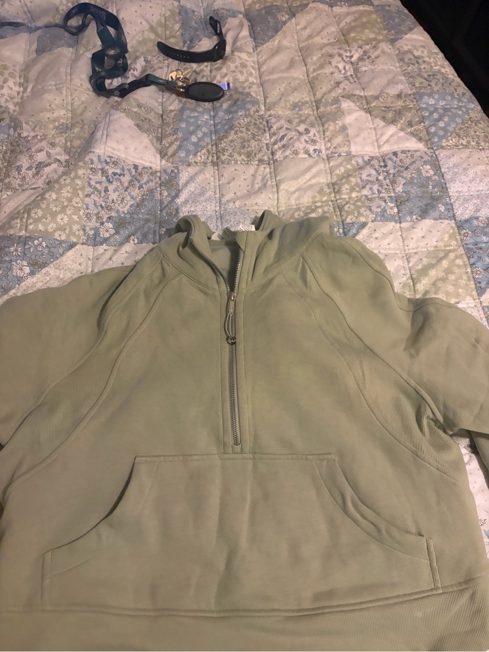 lululemon scuba Half-Zip Pullover Hoodie - Light Olive Green
